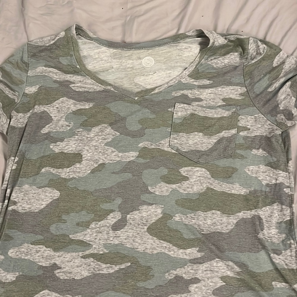 Camo tee